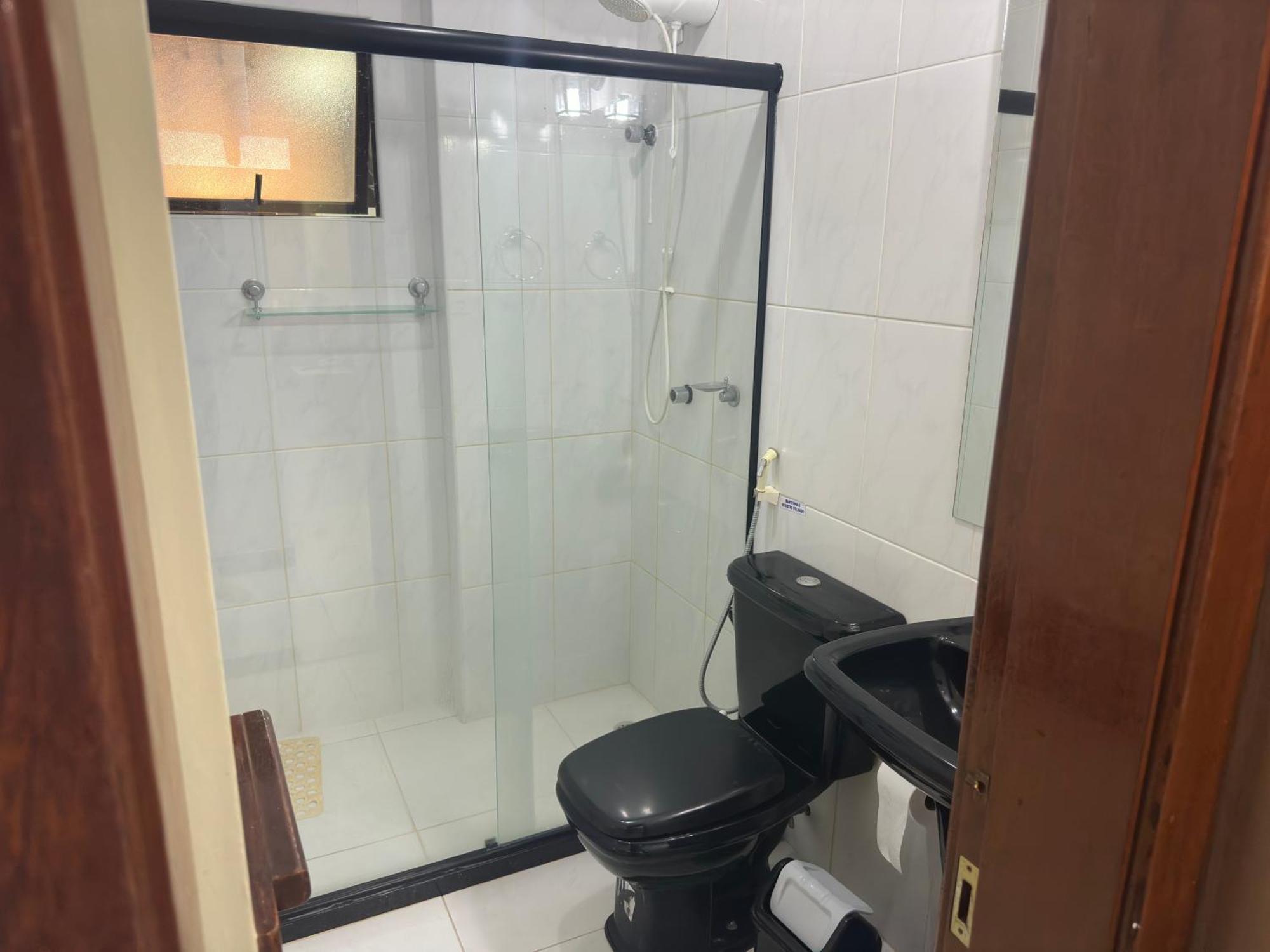 Flat Guarajuba 4 Quartos Terreo A Beira Mar - Pe Na Areia - Governanca Com Arrumadeira E Wi Fi Inclusos Camassari Luaran gambar