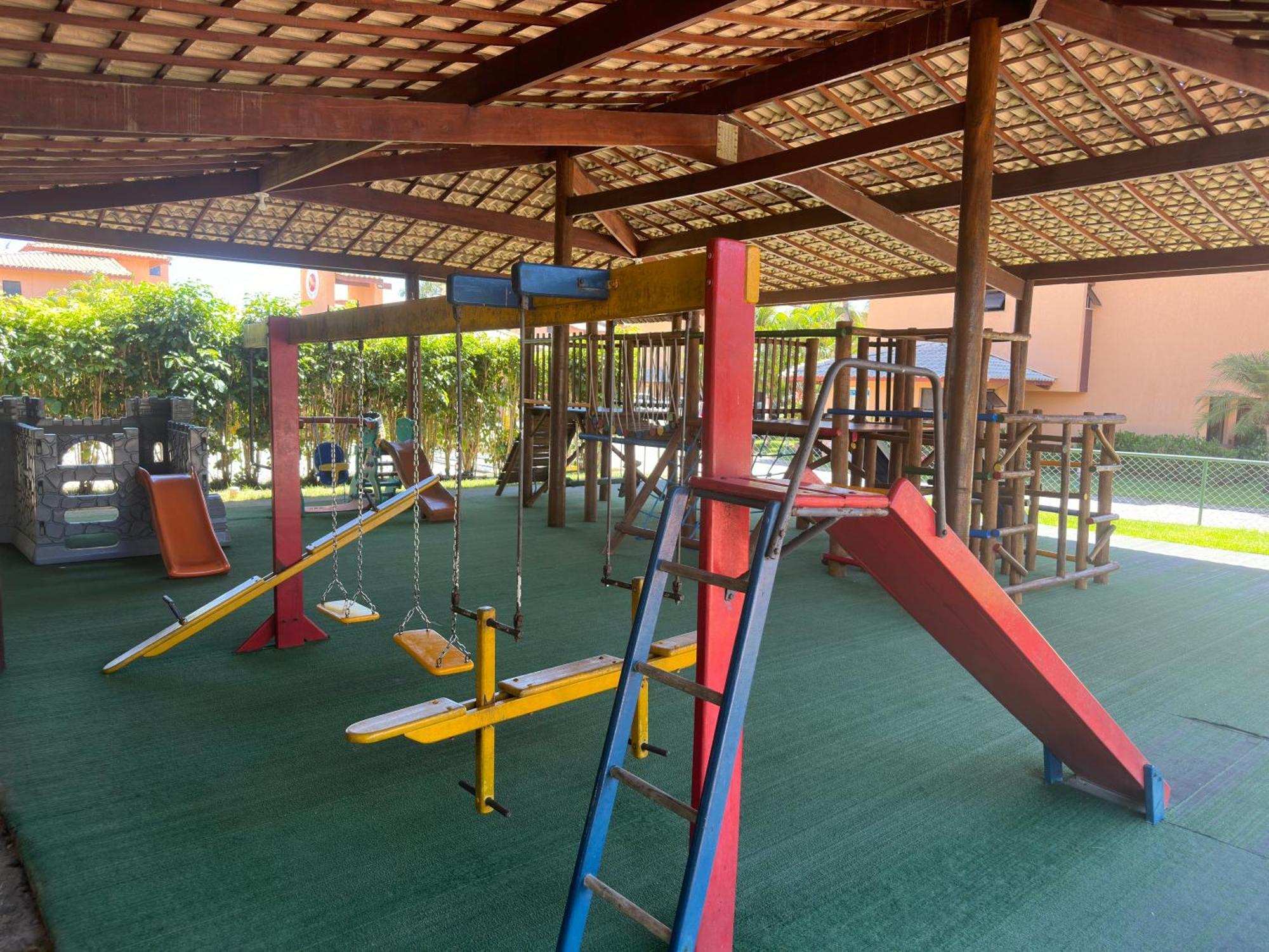 Flat Guarajuba 4 Quartos Terreo A Beira Mar - Pe Na Areia - Governanca Com Arrumadeira E Wi Fi Inclusos Camassari Luaran gambar