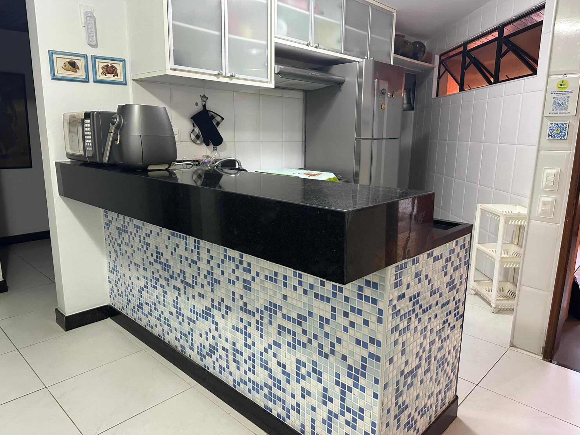 Flat Guarajuba 4 Quartos Terreo A Beira Mar - Pe Na Areia - Governanca Com Arrumadeira E Wi Fi Inclusos Camassari Luaran gambar