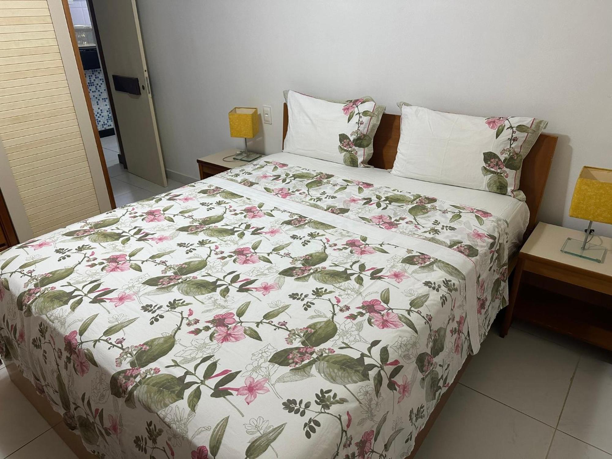 Flat Guarajuba 4 Quartos Terreo A Beira Mar - Pe Na Areia - Governanca Com Arrumadeira E Wi Fi Inclusos Camassari Luaran gambar
